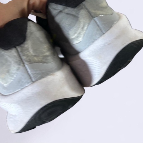 Nike Gray and Neon Yellow Sneakers - Picture 3 of 6